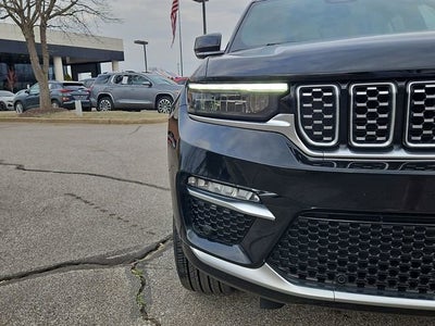 2023 Jeep Grand Cherokee Summit