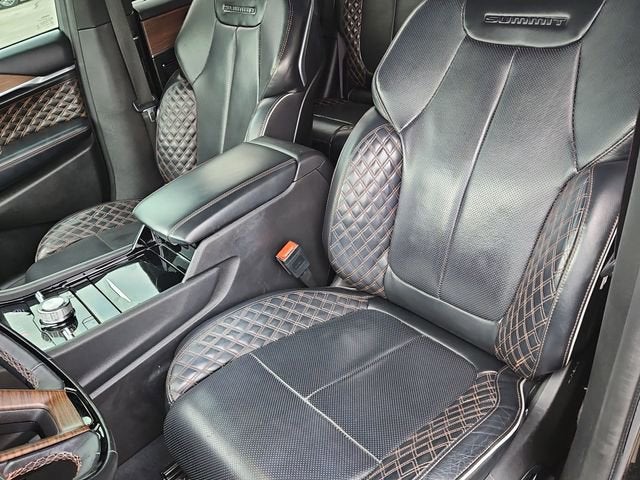 2023 Jeep Grand Cherokee Summit