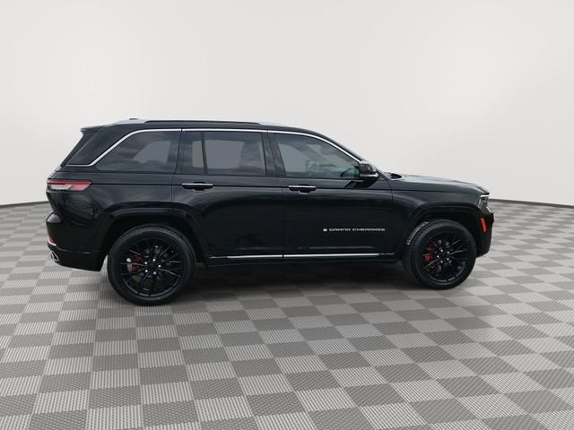 2023 Jeep Grand Cherokee Summit