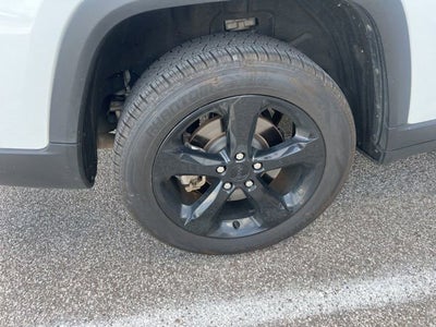 2023 Jeep Grand Cherokee L Altitude 4x2