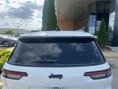 2023 Jeep Grand Cherokee L Altitude 4x2