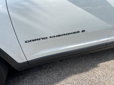 2023 Jeep Grand Cherokee L Altitude 4x2