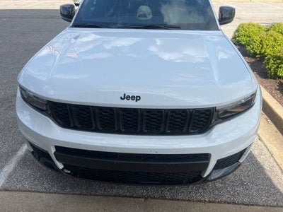 2023 Jeep Grand Cherokee L Altitude 4x2