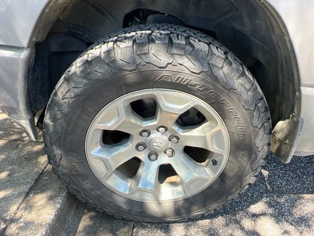 2019 RAM 1500 Big Horn/Lone Star Crew Cab 4x4 5'7" Box
