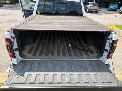2020 RAM 1500 Laramie Crew Cab 4x4 5'7" Box