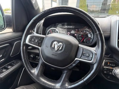 2020 RAM 1500 Laramie Crew Cab 4x4 5'7" Box