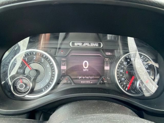 2020 RAM 1500 Laramie Crew Cab 4x4 5'7" Box