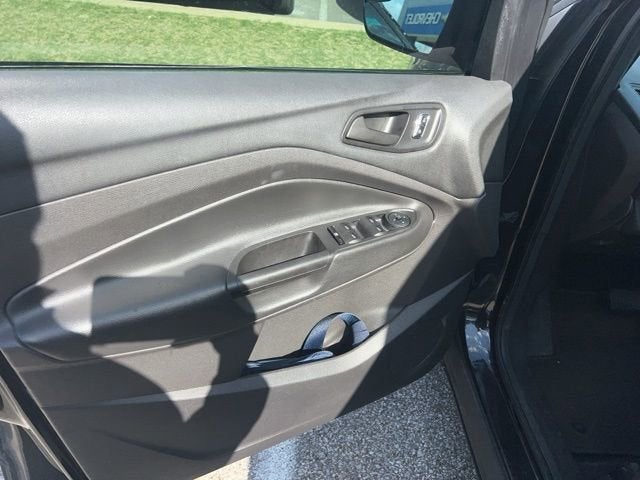 2015 Ford Escape S