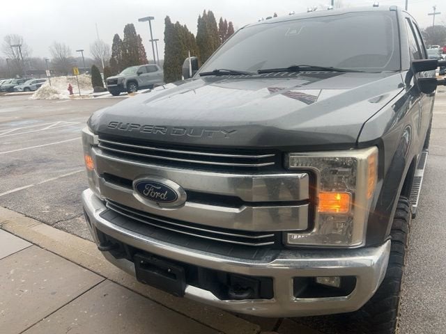 2017 Ford Super Duty F-250 SRW Lariat
