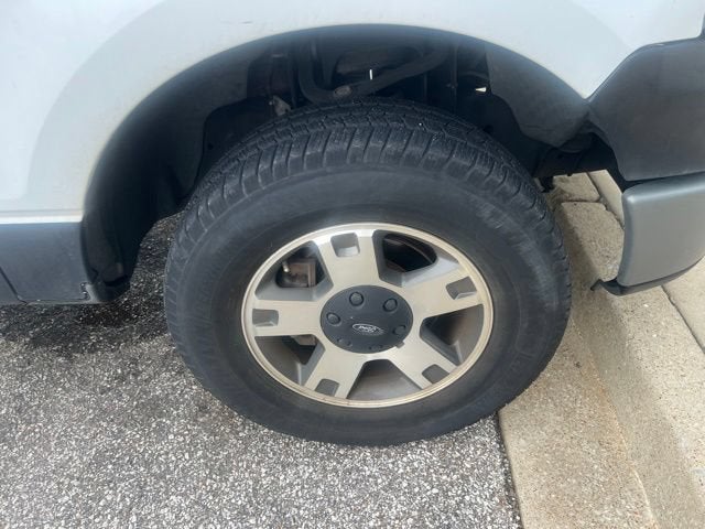 2006 Ford F-150 XL