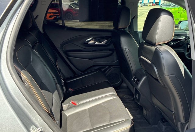 2020 GMC Acadia SLT