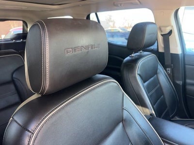 2022 GMC Acadia Denali