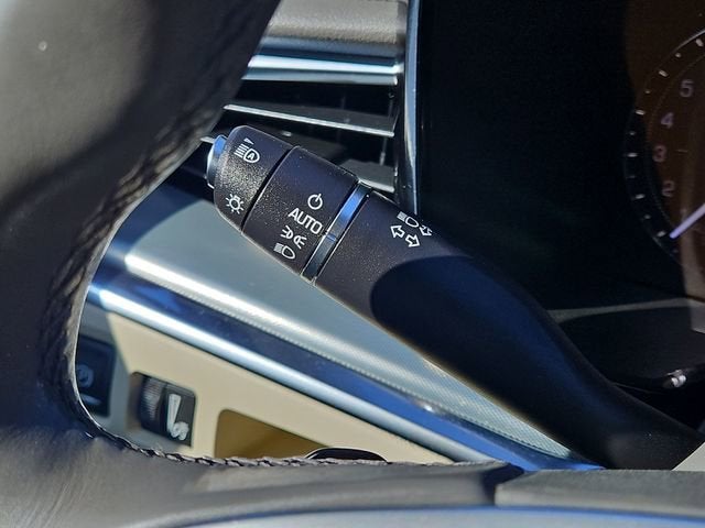 2017 Cadillac XT5 Luxury AWD