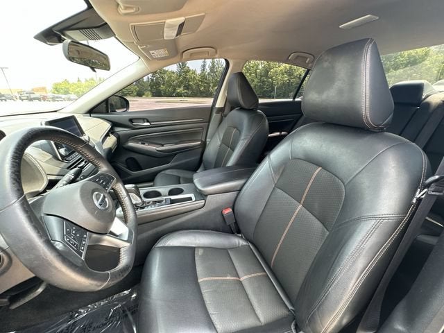 2022 Nissan Altima SR FWD