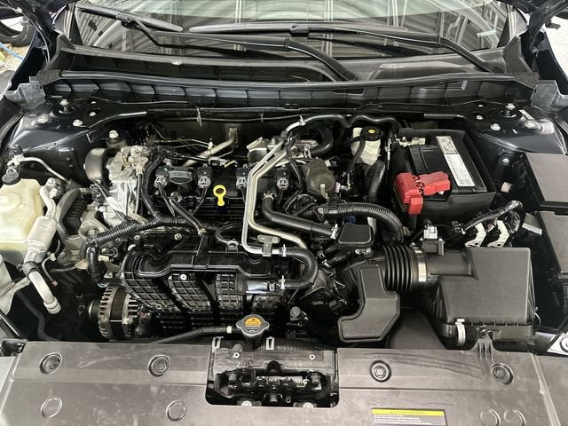 2022 Nissan Altima SR FWD