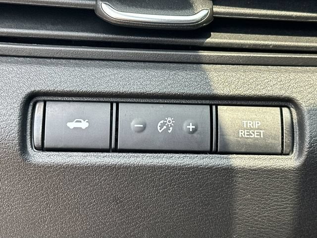 2022 Nissan Altima SR FWD