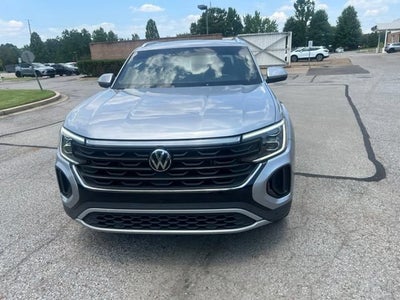 2024 Volkswagen Atlas Cross Sport 2.0T SE w/Technology