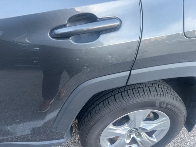 2020 Toyota RAV4 XLE