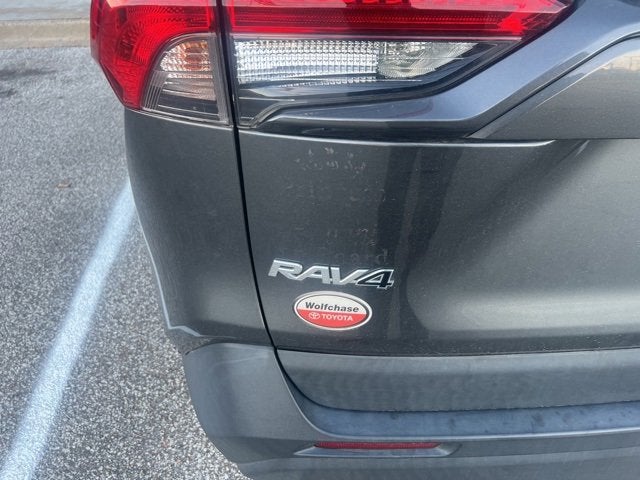 2020 Toyota RAV4 XLE