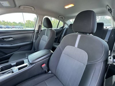 2024 Nissan Sentra SV Xtronic CVT