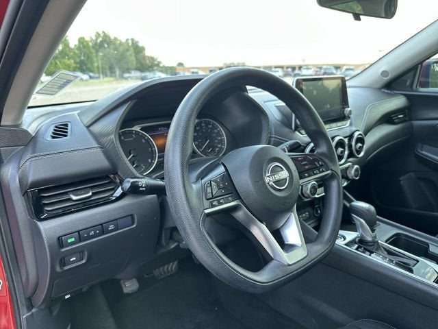 2024 Nissan Sentra SV Xtronic CVT
