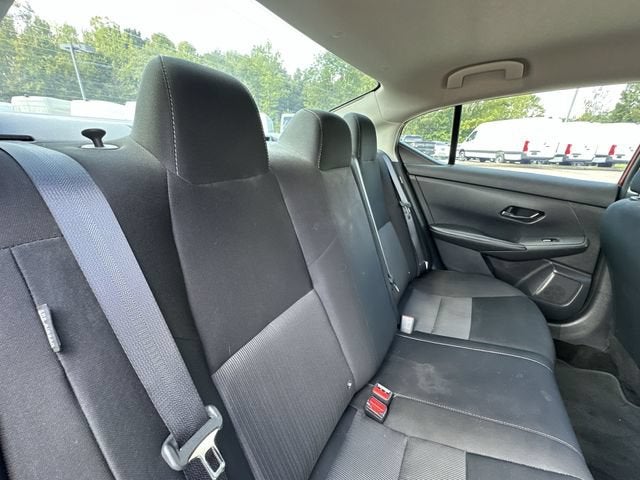 2024 Nissan Sentra SV Xtronic CVT
