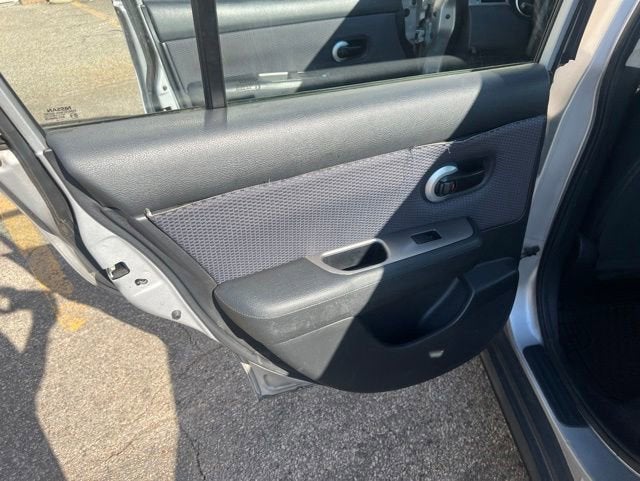 2008 Nissan Versa 1.8 SL