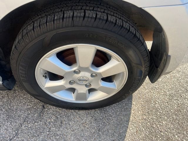 2008 Nissan Versa 1.8 SL