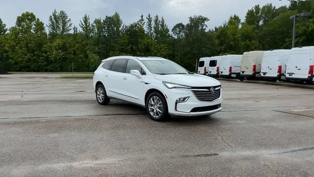 2022 Buick Enclave Essence