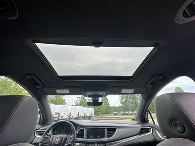2022 Buick Enclave Essence