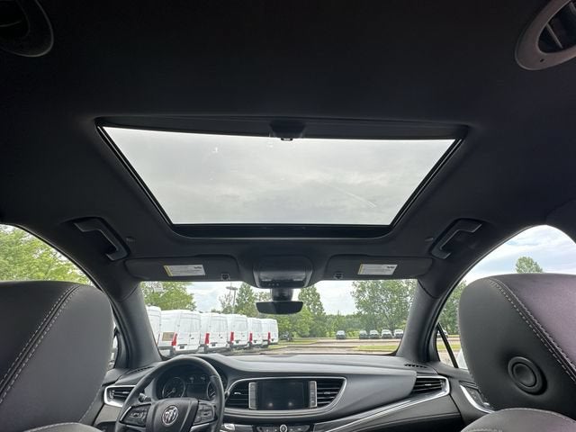 2022 Buick Enclave Essence
