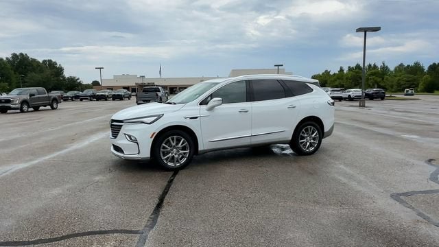 2022 Buick Enclave Essence