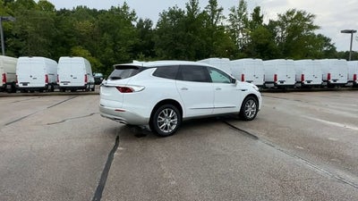 2022 Buick Enclave Essence