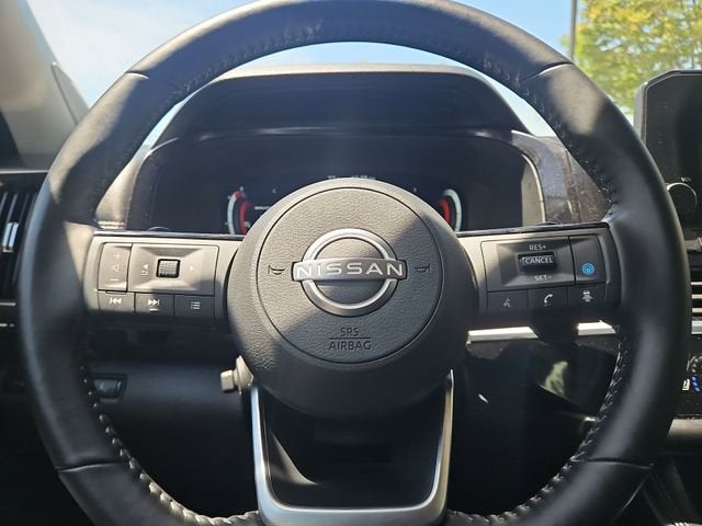 2025 Nissan Pathfinder Platinum 4WD