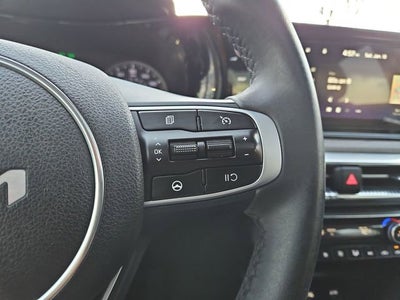2023 Kia K5 EX