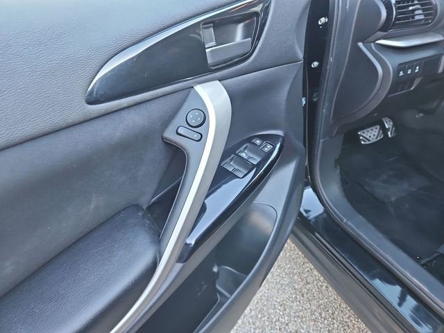 2022 Mitsubishi Eclipse Cross LE