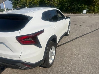 2024 Chevrolet Trax LS