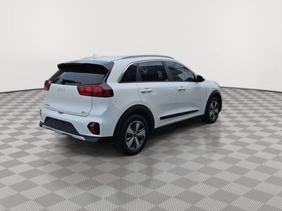 2022 Kia Niro LX