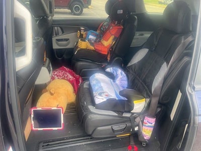 2022 Kia Carnival MPV LX Seat Package