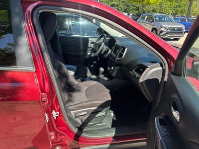 2019 Jeep Cherokee Latitude FWD