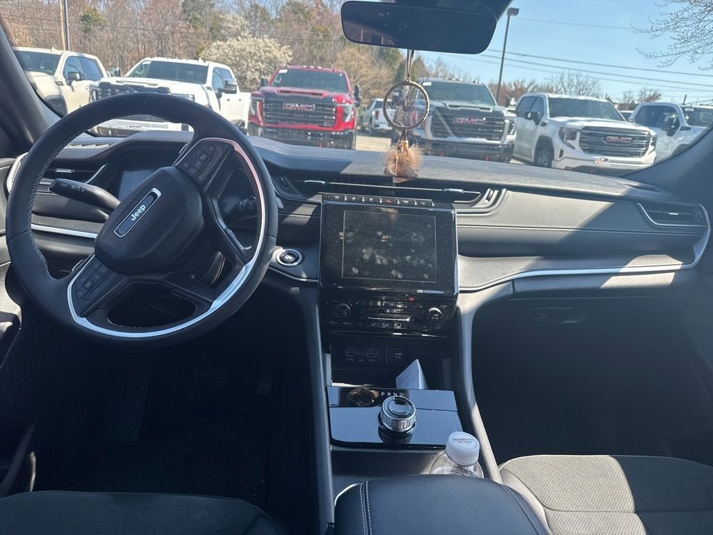 2025 Jeep Grand Cherokee Altitude 4x4