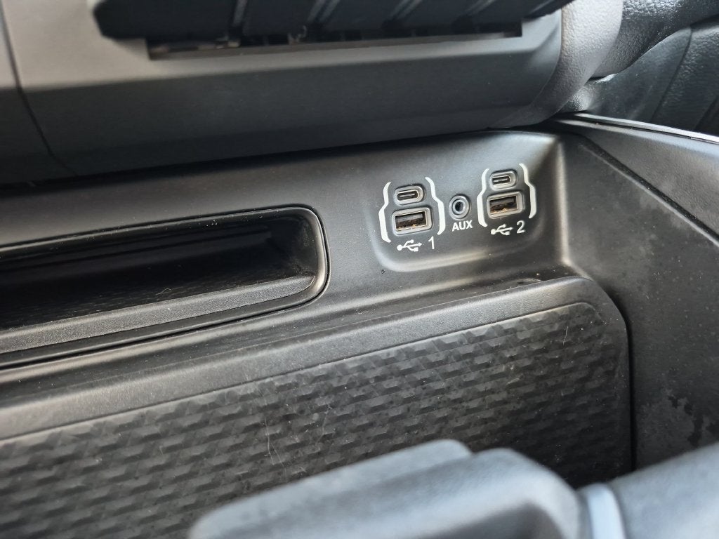 2022 RAM 1500 Big Horn Quad Cab 4x4 6'4" Box