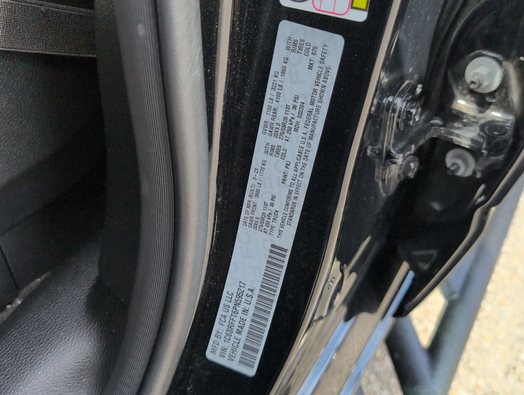 2023 RAM 1500 Big Horn Crew Cab 4x4 5'7" Box