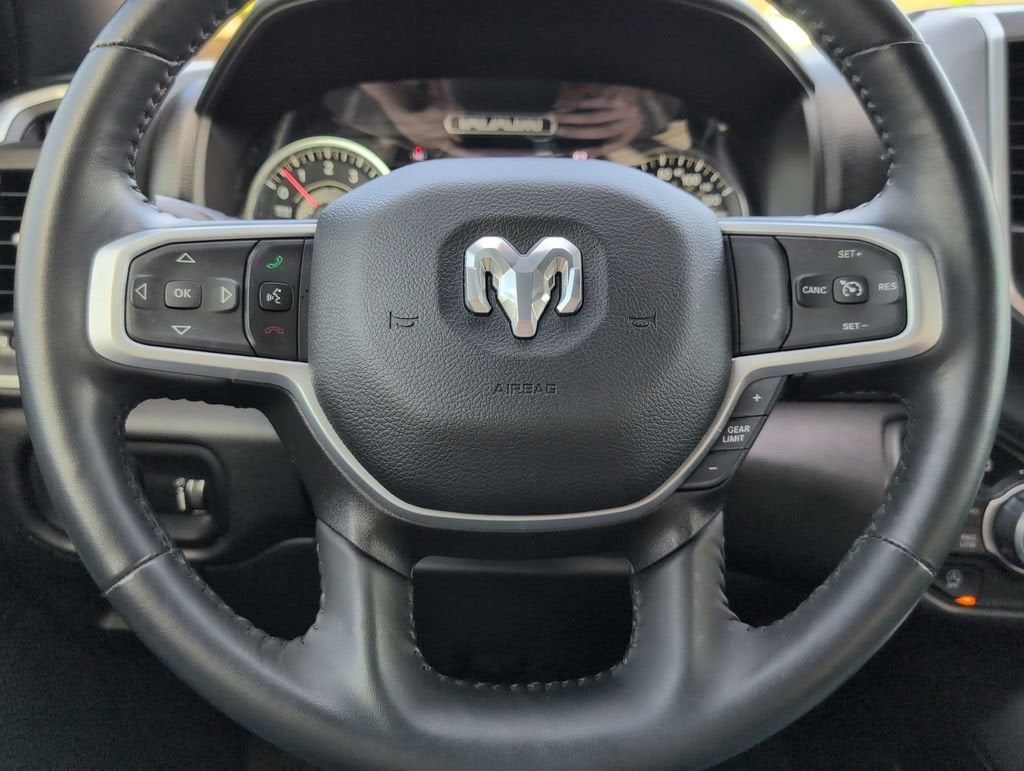 2023 RAM 1500 Big Horn Crew Cab 4x4 5'7" Box