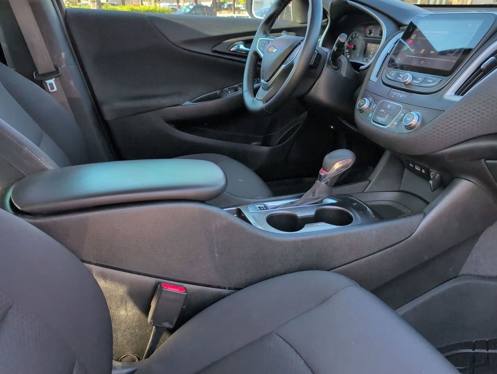 2023 Chevrolet Malibu RS