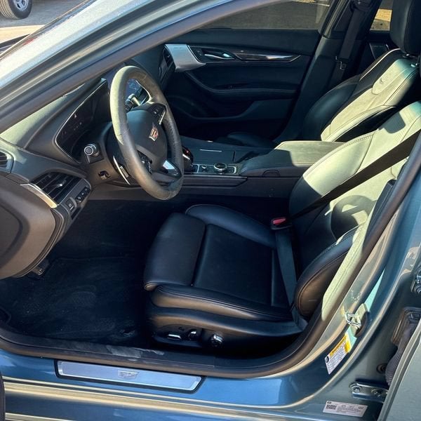 2023 Cadillac CT5 Sport