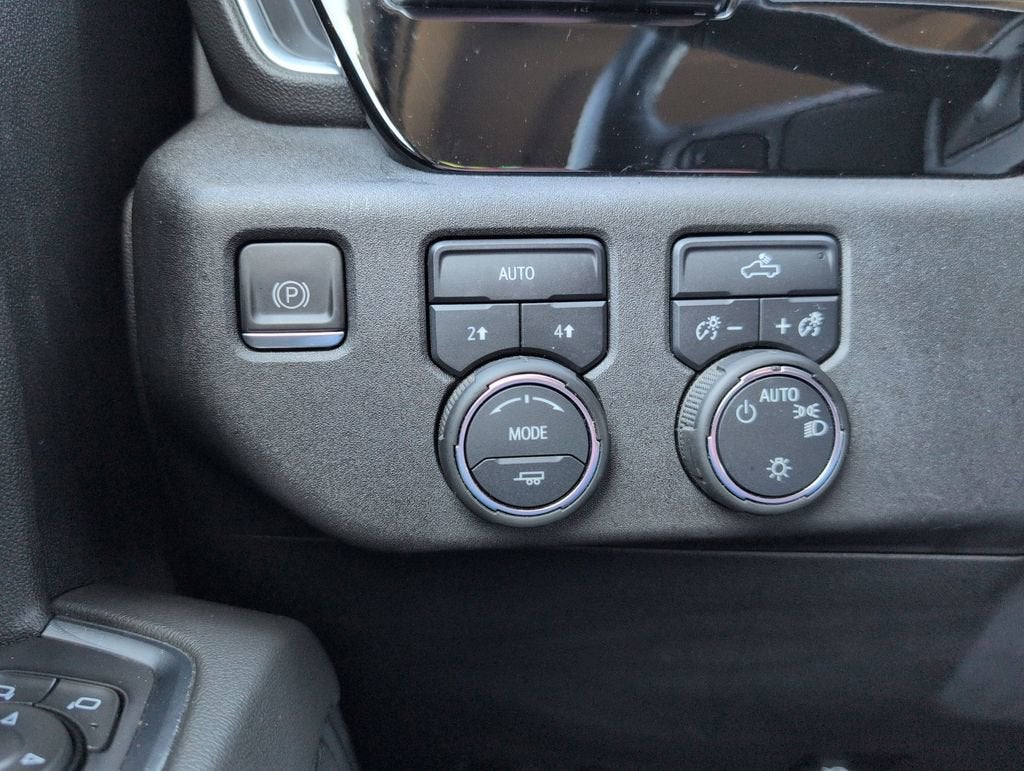 2022 Chevrolet Silverado 1500 LT (2FL)