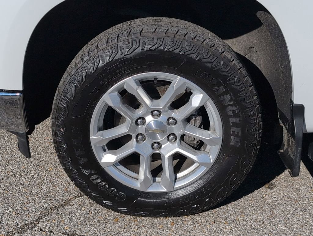 2022 Chevrolet Silverado 1500 LT (2FL)