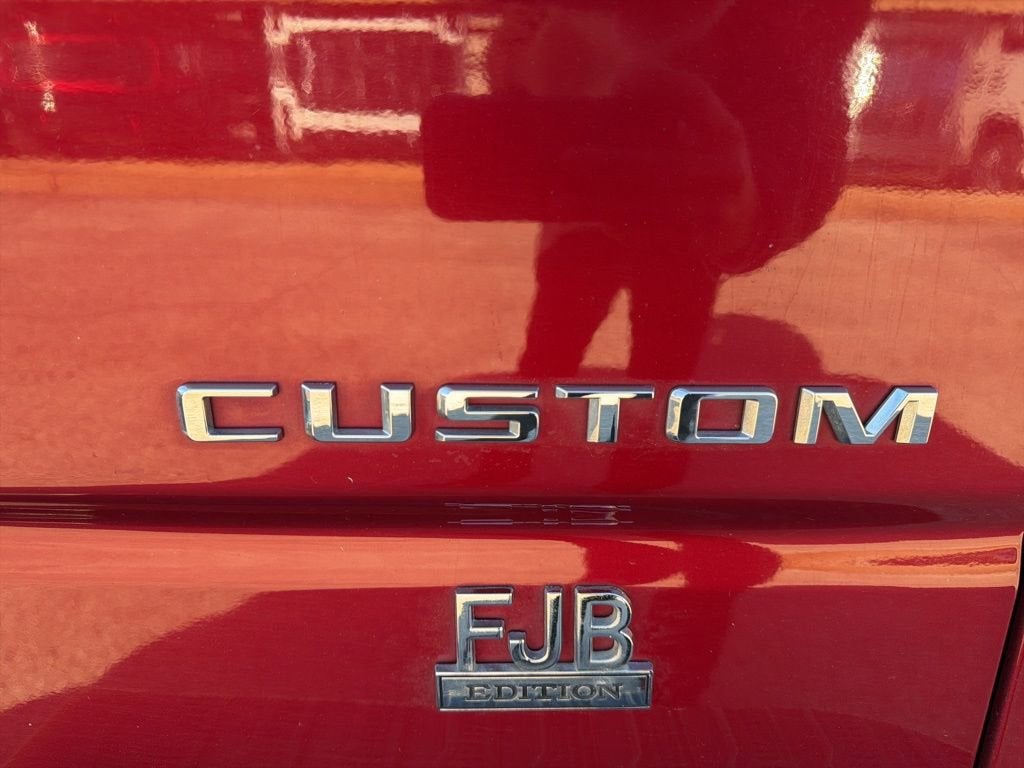 2019 Chevrolet Silverado 1500 Custom