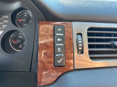 2008 GMC Yukon XL SLT w/4SA